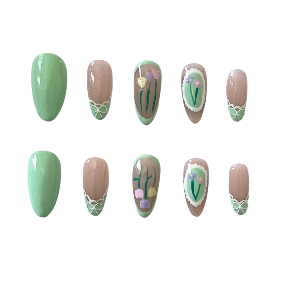 Mint bloom